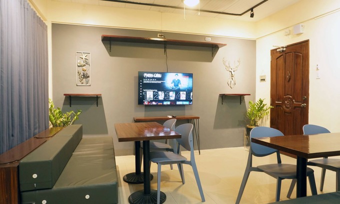 Sampaloc Condo | Mint Homes | CEV Mansion | Ideal for 12 - Perfect for Board Reviews and Exams
