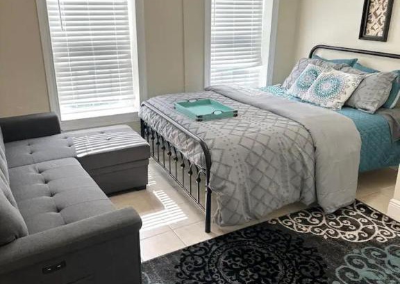 Near East Side Apartment | Minutes to the River Walk and the Alamo Pet Friendly Sleeps 8!
