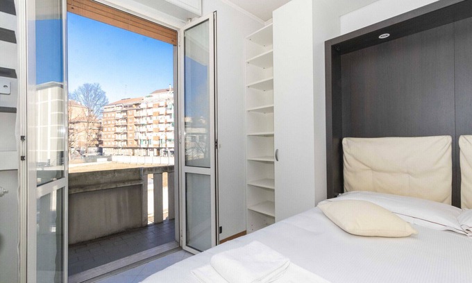 Mirafiori Apartment | Mirafiori BalconyApt x2