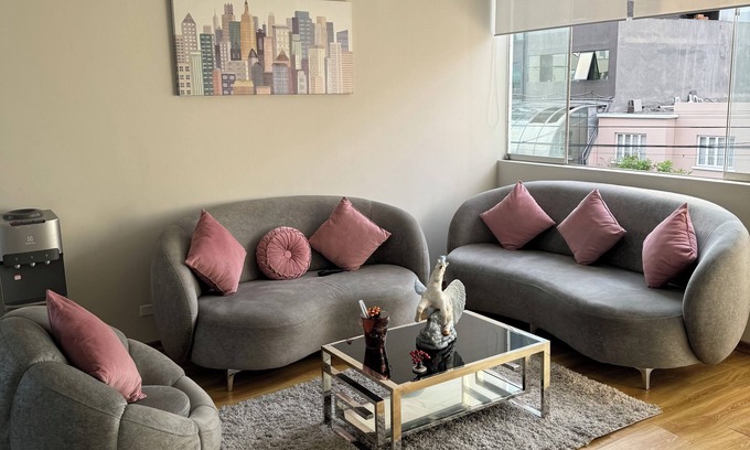 Armendariz Apartment | MIRAFLORES - 2 BEDROOM LUXURY APARTMENT, WITH TERRACE, VERY SPACIOUS