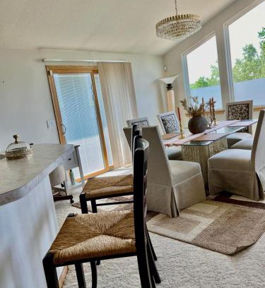 Burbank Villa | Mixon villas