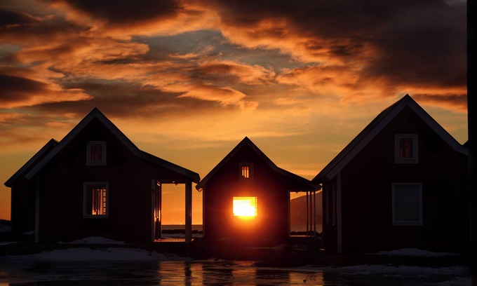 Eskifjordur Hotel | Mjóeyri Travel holiday homes
