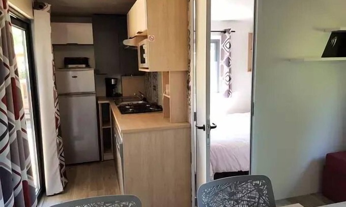 Sadirac House | Mobil-Home Akazie 4 Zimmer 6 Personen Klimaanlage + TV