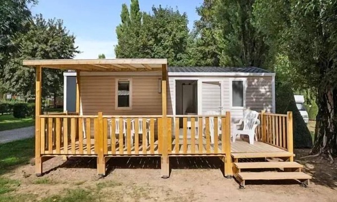 Wijckel House | Mobile-home | Comfort | 2 Bedrooms | 4 persons | Raised terrace