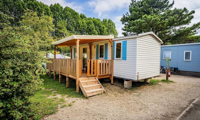 Saint-Julien-des-Landes House | Mobilheim - Raised Terrace