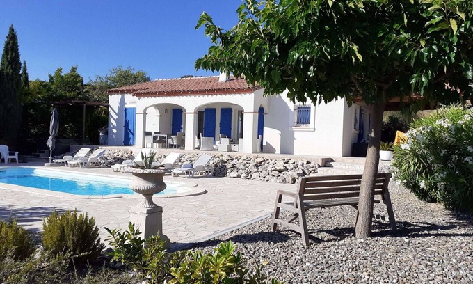 Felines-Minervois Villa | Modern villa in Camplong with private pool