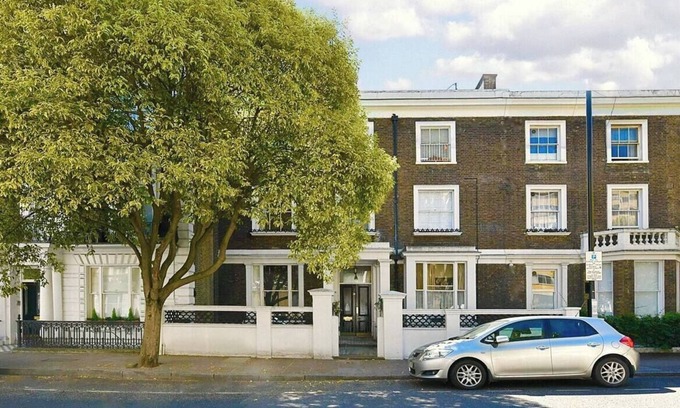 Bayswater Apartment | Moden 4 bed flat near Notting Hill & Hyde park.