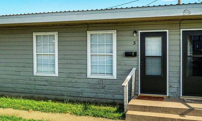 Borger Apartment | Modern 1-Bedroom Apartment in Borger TX, WiFi Included