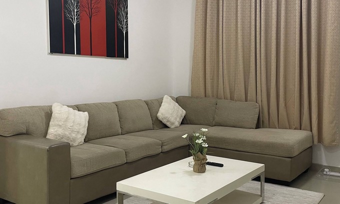 Beach & Coast Apartment | Modern 1 Bedroom Entire Apartment