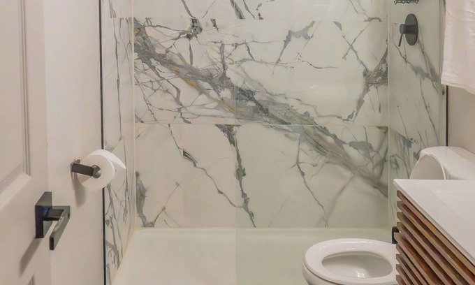 Downtown Memphis Apartment | Modern 1BR Chic Stay in Memphis
