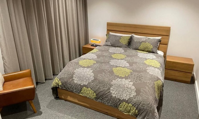 Bondi Junction Apartment | Modern 2BR in the heart of Bondi Junction