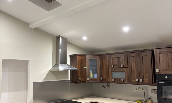 Oldcastle Apartment | Modern and secure 1-bedroom apartment in Oldcastle - Sleeps 2 -4 people