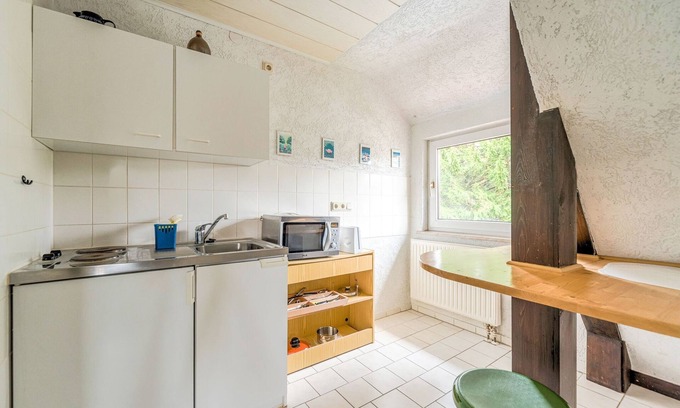 Tabarz Apartment | Modern Apartment in Tabarz/Thüringer Wald with Garden