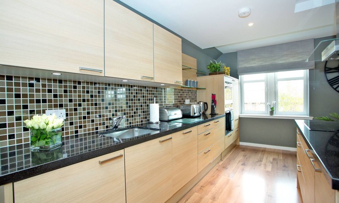 Central Aberdeen Apartment | Modern Apartment near River Dee and Aberdeen City