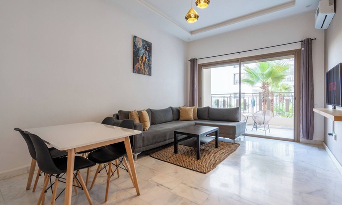 Nouaceur Apartment | Modern Apartment Near the Airport