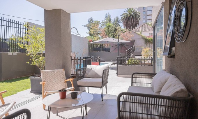 Nunoa Apartment | Modern Apartment with Pool, Gym | Stylish Comfort