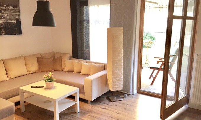 Rosenheim Apartment | * Modern apartment with terrace and garden in the heart of Rosenheim *