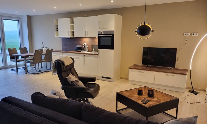 Bissendorf Apartment | Modern, bright vacation apartment with terrace, sauna & alpacas - pure relaxation!