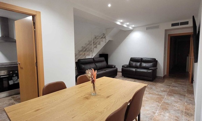 Ulldecona Condo | Modern Duplex 2 Terraces Private Underground Parking Perfect for Remote Workers
