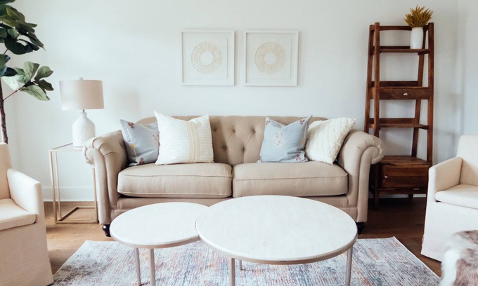 Cookeville House | Modern Farmhouse with Golf Course Views