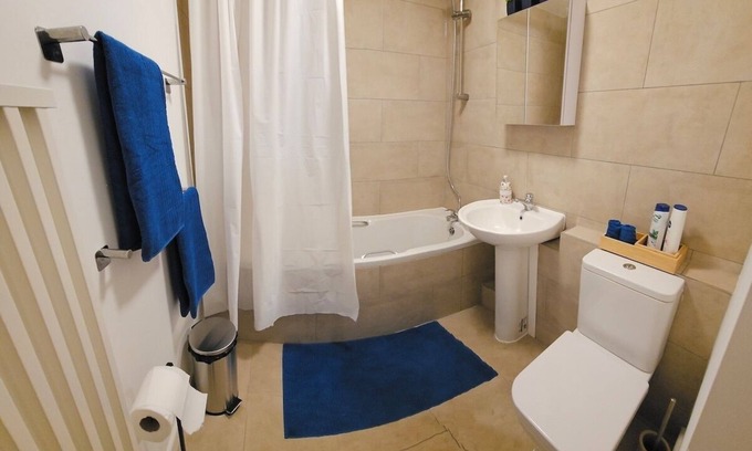 Bow Condo | Modern Flat near Central London!