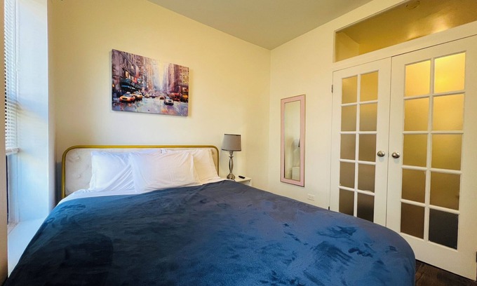 Midtown West Apartment | Modern Gem in Manhattan - Walk to Times Square + Broadway