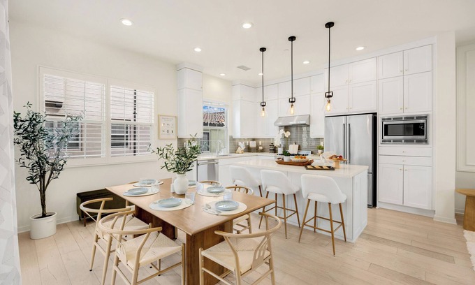 Portola Springs House | Modern Grand Luxury Estate in Irvine with Pool & Amenities