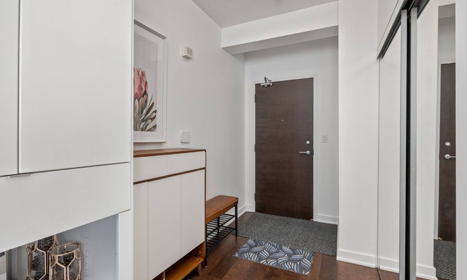 Bathurst Quay Apartment | Modern High-Rise Condo, Lake & City Views, Downtown Toronto