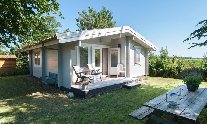 Schoorldam House | Modern holiday home with a south-west facing garden