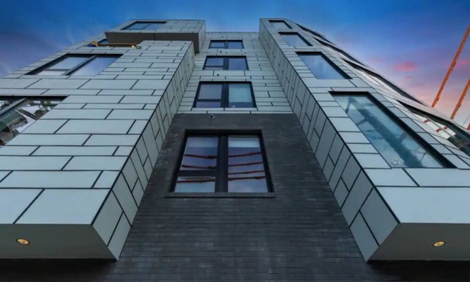 Old City Apartment | Modern One Bedroom w Roof Acess