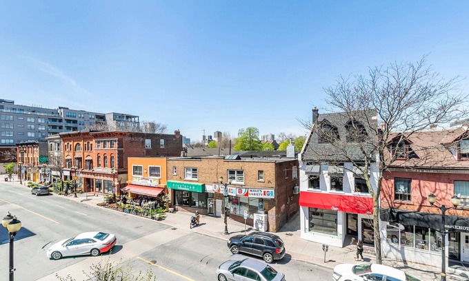 Central Hamilton Apartment | Modern Pet-friendly 1BR Condo—James Street North