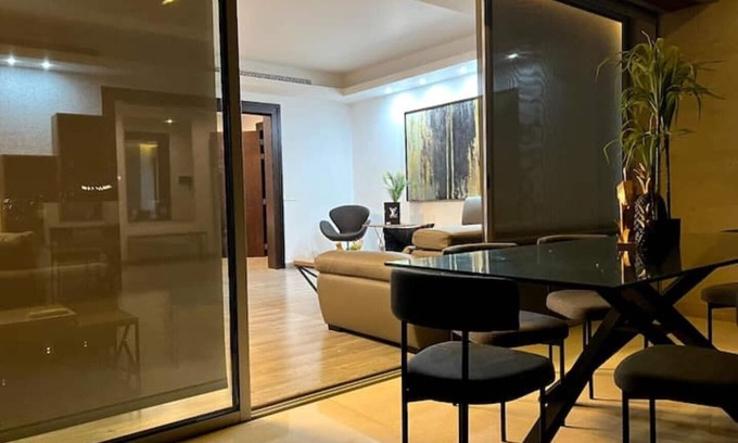 Chnaneir House | Modern Prestigious 24-hour Electricity 5 min from the Beach!