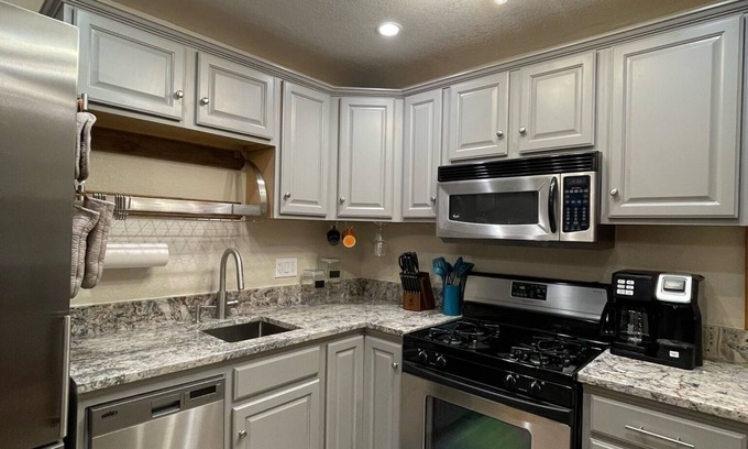 Tahoe Valley Cottage | Modern Private Cottage with Luxury Amenities