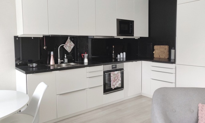 Lantinen District Apartment | Modern Scandinavian home with free parking, easy city centre & airport access