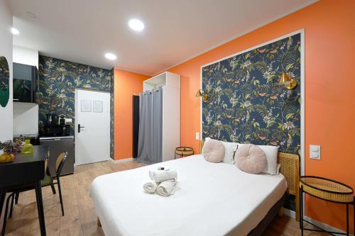 Quartier du Petit-Montrouge Apartment | Modern secure studio- perfect for 2- Catacombs
