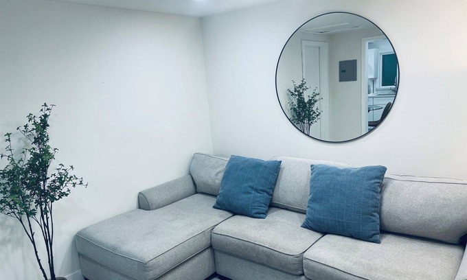 Northside Apartment | Modern Stylish Home near San Jose Airport, SJSU, SAP