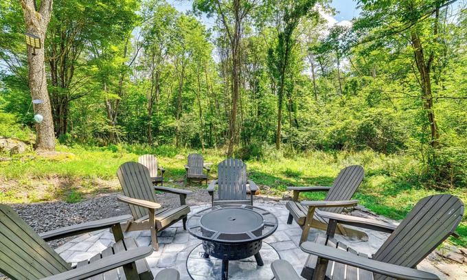 Unadilla Cabin | Modern Unadilla Retreat w/Decks & Gas Grill!