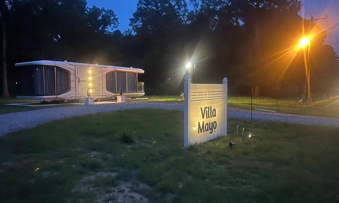 Georgetown Villa | Modern, unique, Cozy country getaway in the woods of Louisiana.