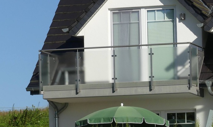 Gallentin House | Modern vacation home directly on Lake Schwerin (am-see.haus)