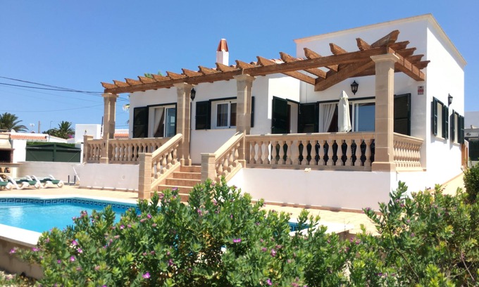 Cala en Porter Villa | Modern villa, great location, private pool, free WiFi, air con.