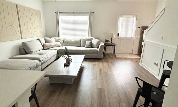 Normal Cottage | ModernCottageLuxury - Brand New with 3 full baths