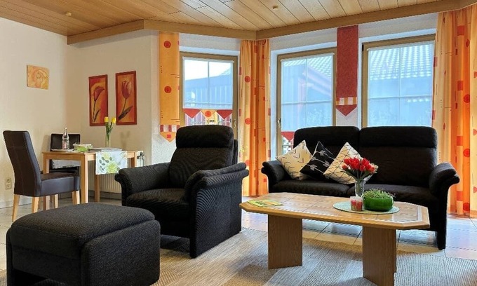 Friedenfels Apartment | Moderne Ferienwohnung am Südhang des Steinwaldes