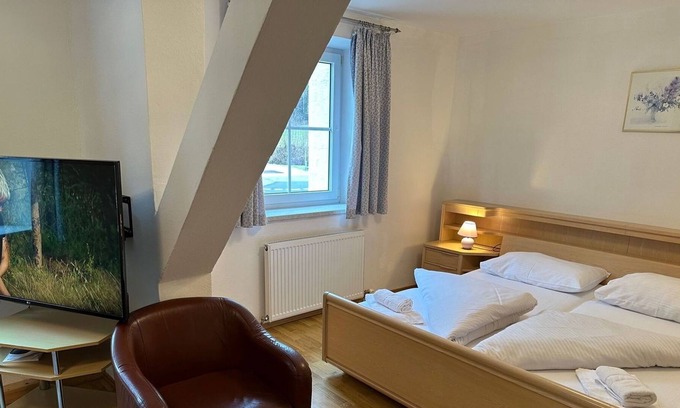 Landl Apartment | Moderne Ferienwohnung 6 in Tirol, Österreich - Familienparadies Moni