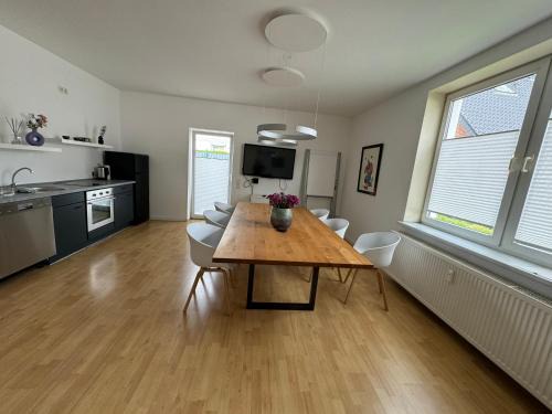 Kaunitz Apartment | Moderne Wohnung mit Garten