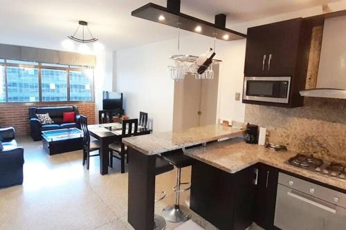 Chacao Apartment | Moderno y Bonito Apto en Sebucan, Caracas