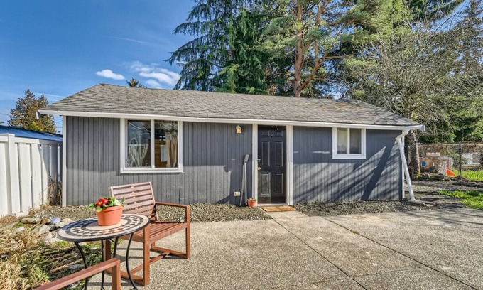 Northeast Tacoma House | Modest Bungalow in NE Tacoma