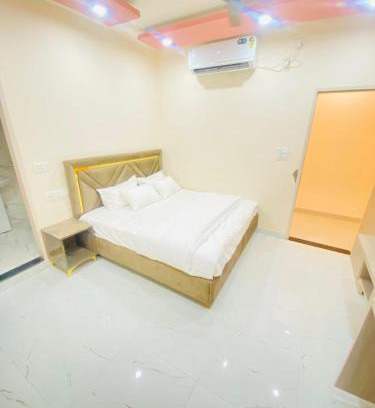 Palanpur Bed & Breakfast | Modest Rooms By Libra