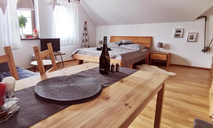 Destne Apartment | Moji Sousedi - Apartmán Červená