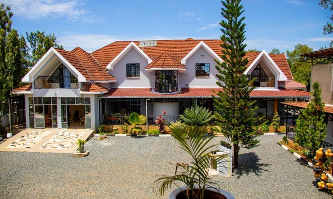 Ugunja Hotel | Mojoh Inn Hotel
