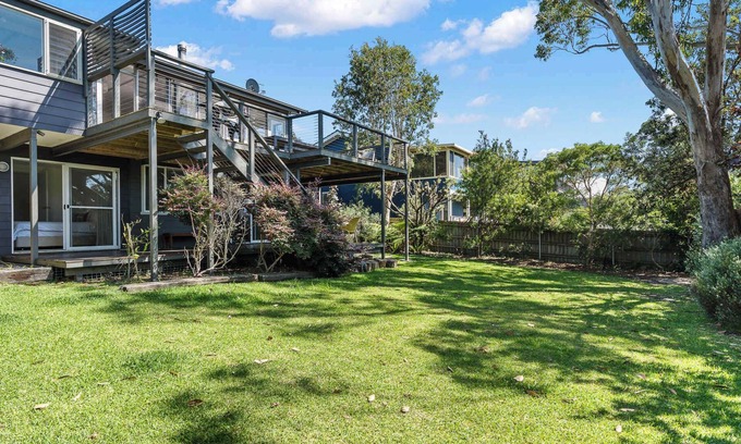 Narrawallee House | Mollymook Breeze Summ